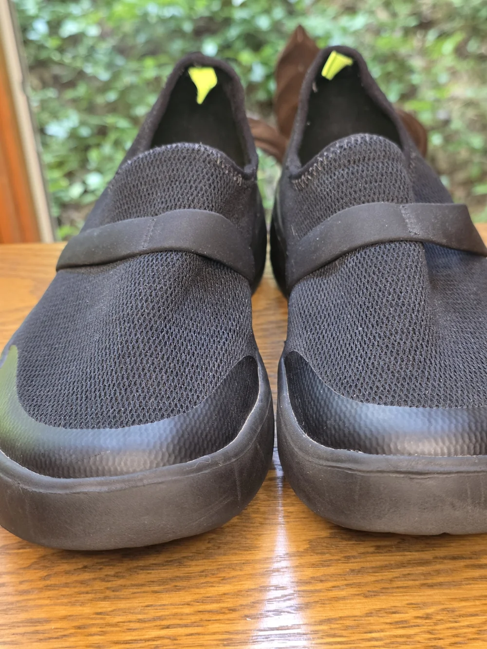 OOFOS slip loafers